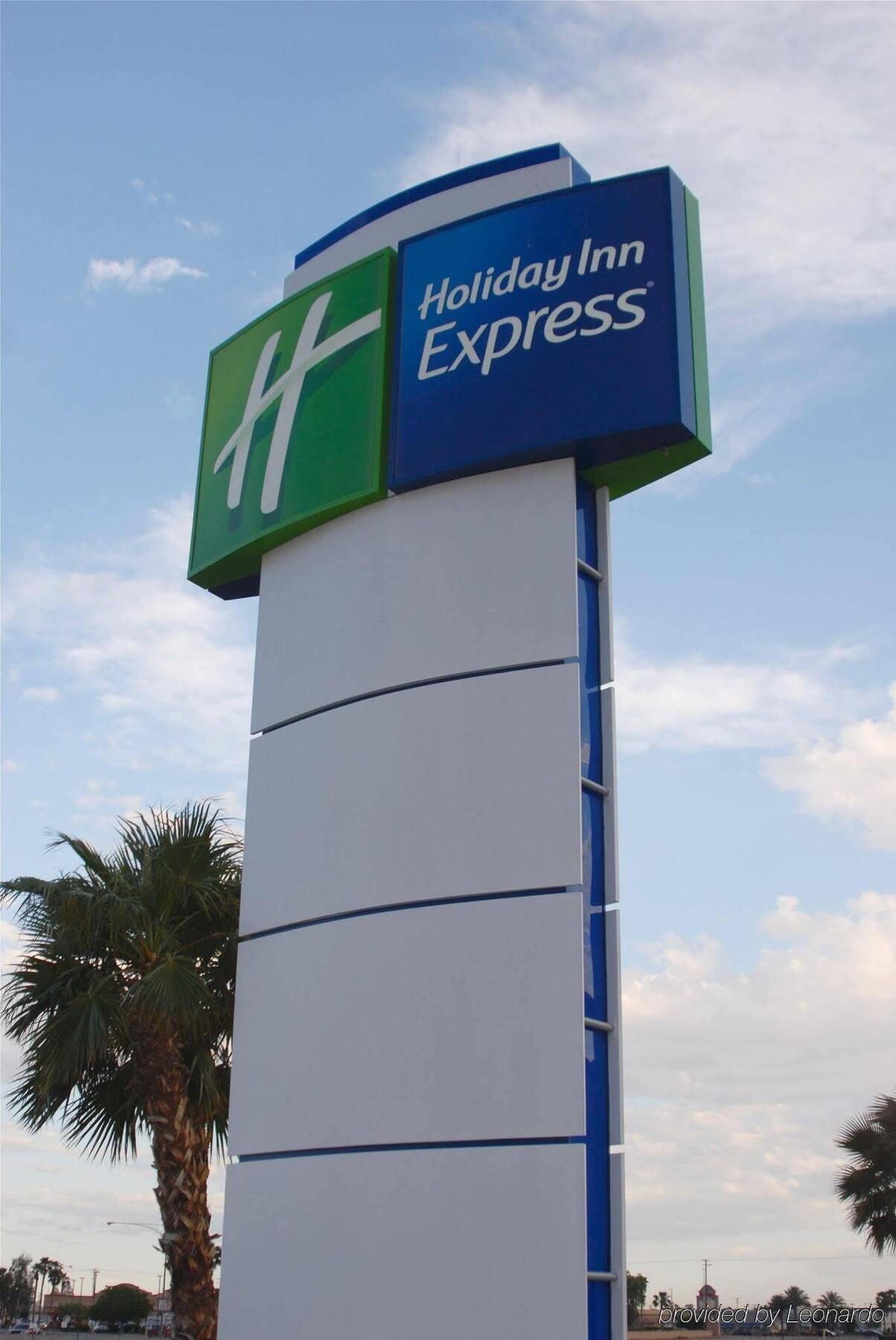 Hampton Inn By Hilton Calexico Exteriör bild